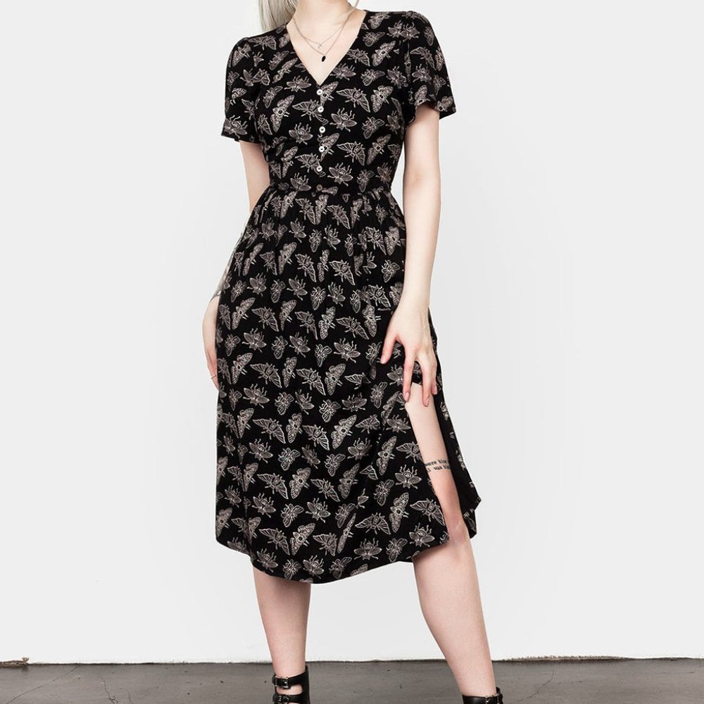 Mortmoth shirt sleeve midi dress